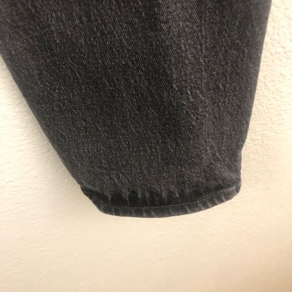 Levi’s wedgie high rise snug through hip an thigh tapers leg dark wash black 28 - Picture 6 of 9